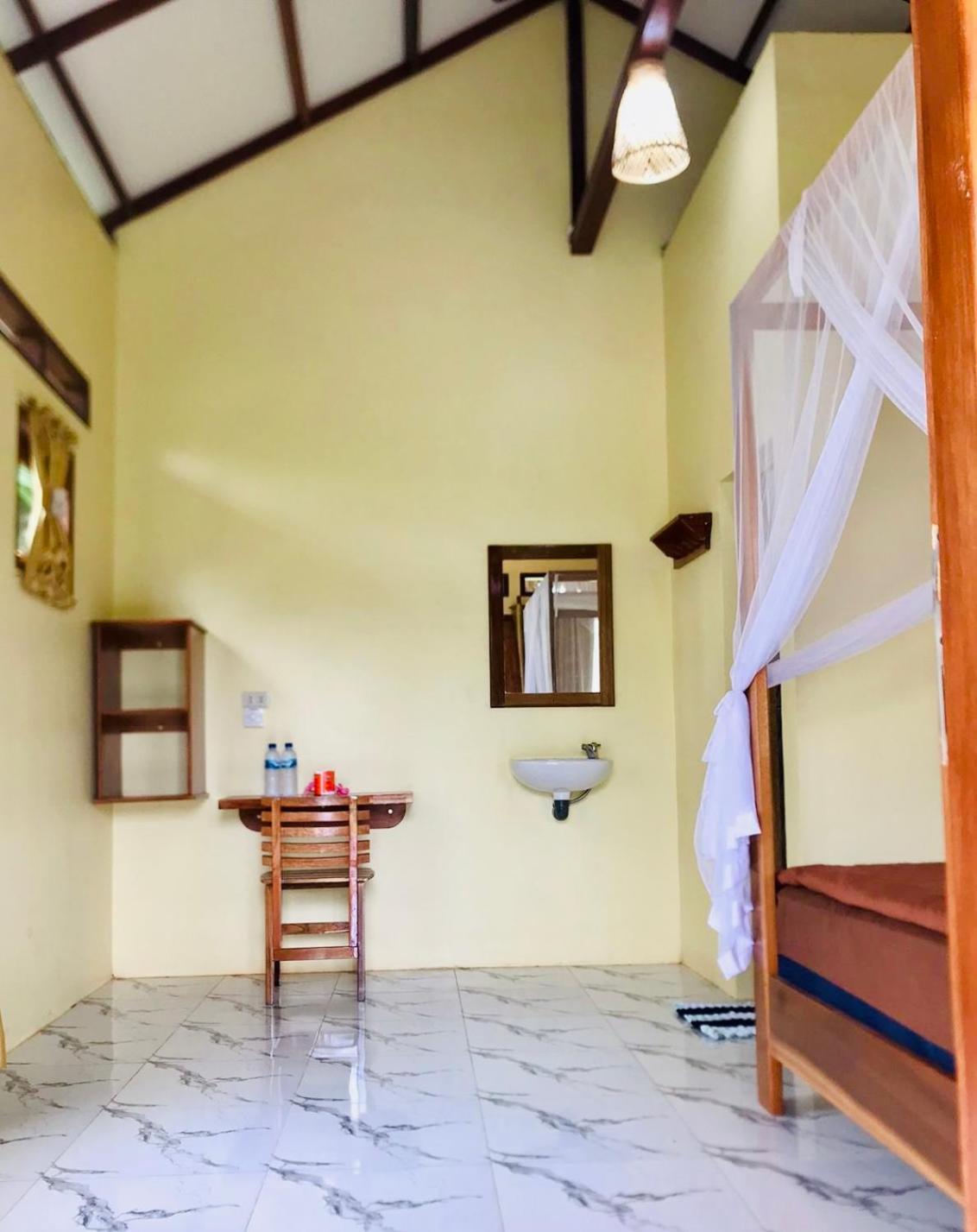 R5 Keramba Inn Bukit Lawang Kültér fotó